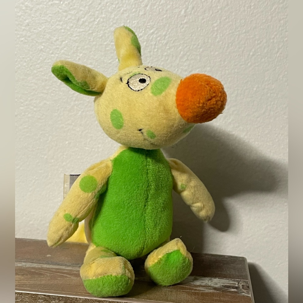 Vintage Gund Winnie the Pooh Woozle Yellow & Green Stuffed Plush 6”